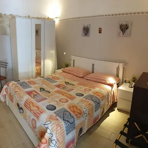 Apartament Giovanni S Little House, Katania